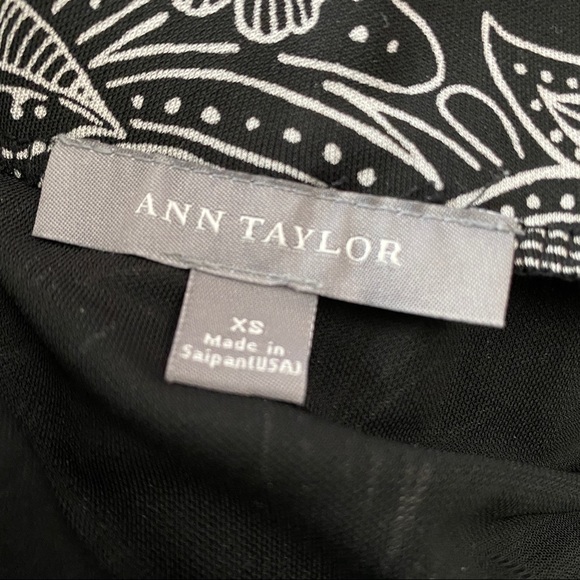 Ann Taylor B&W skirt - Size XS - Picture 4 of 4